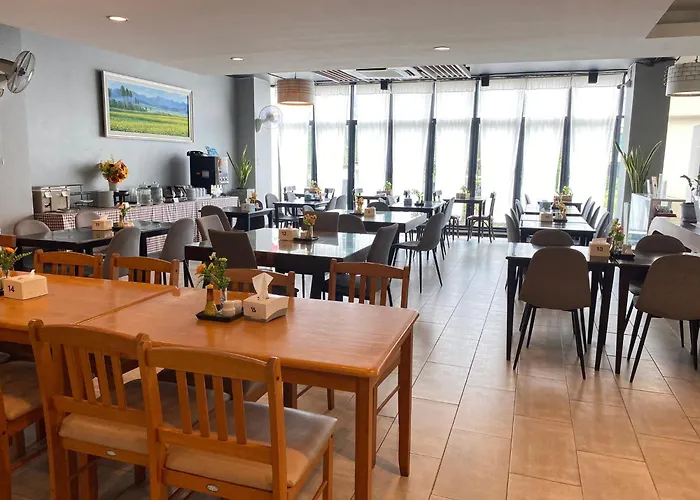 We Valley Hotel